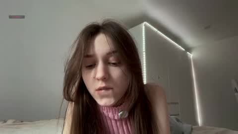 Snapshot of monnymoonn chatting on 03/25/26, 07:47 Mary online show from 03/25/26, 07:47