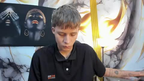 Snapshot of mono_blonde chatting on 05/24/26, 11:04 mono_blonde online show from 05/24/26, 11:04