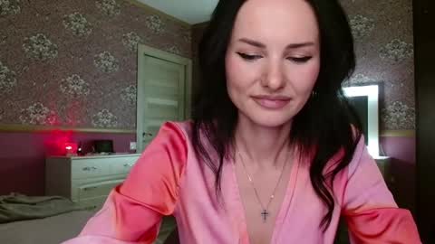 monparis_dream online show from 11/23/25, 04:40