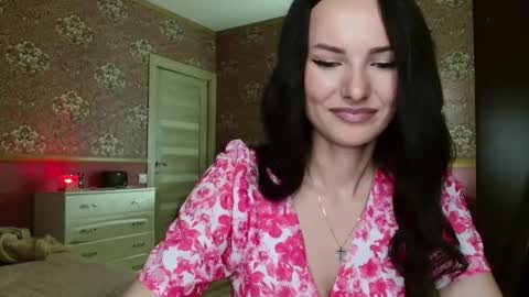 Snapshot of monparis_dream chatting on 12/21/25, 03:52 monparis_dream online show from 12/21/25, 03:52