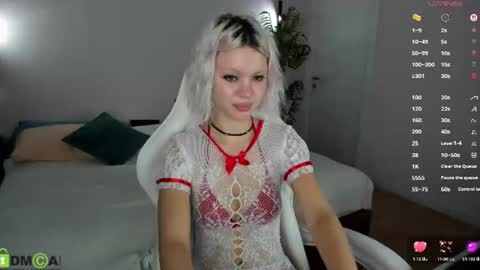 Snapshot of monro_doll chatting on 07/25/26, 09:07 MONRO online show from 07/25/26, 09:07