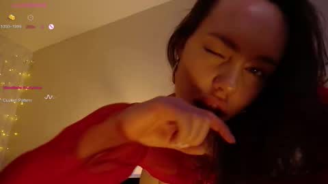 Snapshot of monroe_linger chatting on 03/07/26, 09:06 Monroe Please dont forger to follow me online show from 03/07/26, 09:06