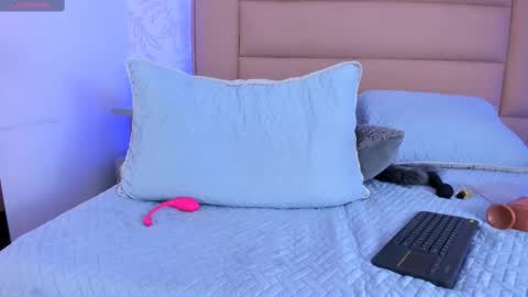 Adriana online show from 02/13/25, 04:39