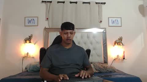 monsoon_the_best online show from 09/09/25, 02:44