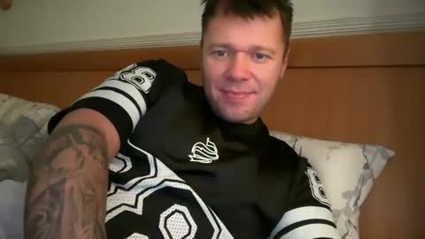 Monster D online show from 10/03/25, 12:13