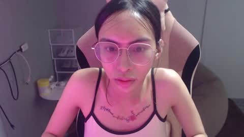 ELYSE A SIMPLE GIRL online show from 02/20/25, 01:08