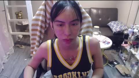 Snapshot of monstercockselfsuck chatting on 05/04/26, 03:52 ELYSE A SIMPLE GIRL online show from 05/04/26, 03:52