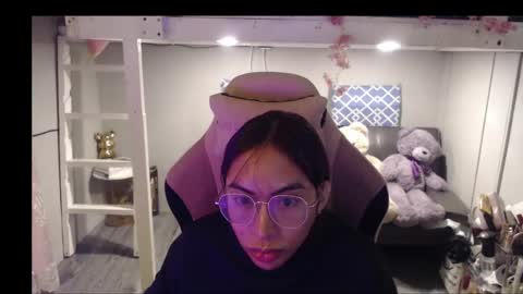 Snapshot of monstercockselfsuck chatting on 05/25/26, 12:00 ELYSE A SIMPLE GIRL online show from 05/25/26, 12:00