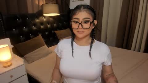 Ruthie online show from 12/21/24, 02:58