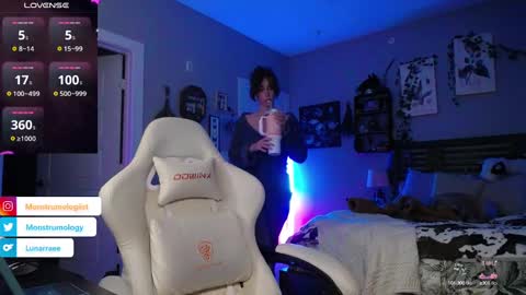 Lydia Mooney online show from 12/14/24, 12:22