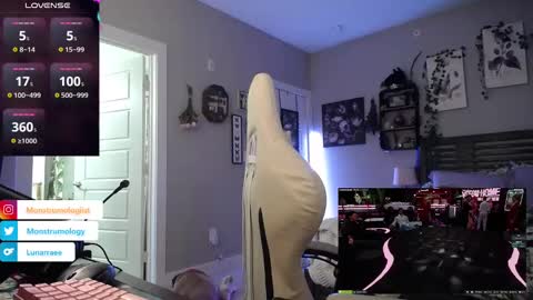 Lydia Mooney online show from 12/21/24, 12:42