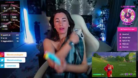 Lydia Mooney online show from 01/22/25, 04:02