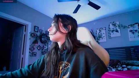 Lydia Mooney online show from 02/08/25, 01:00