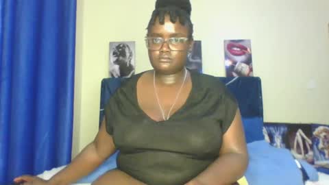 Snapshot of montel22 chatting on 03/12/25, 12:20 montel22 online show from 03/12/25, 12:20