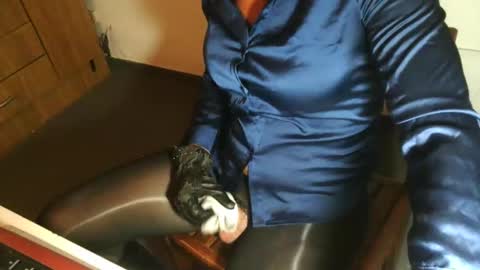 Snapshot of montero81 chatting on 02/18/26, 04:08 Sabrina online show from 02/18/26, 04:08