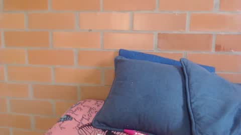 Luisa online show from 06/16/26, 01:47