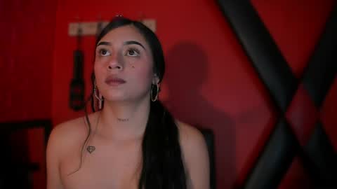 Monttserratt online show from 04/11/26, 07:18