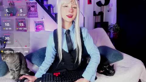 Snapshot of monxslove chatting on 09/17/25, 02:13 Monxse online show from 09/17/25, 02:13