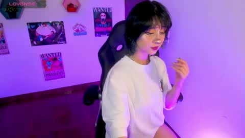 Snapshot of monxslove chatting on 04/04/26, 03:05 Monxse online show from 04/04/26, 03:05