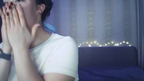 moodiemira online show from 10/09/25, 03:32