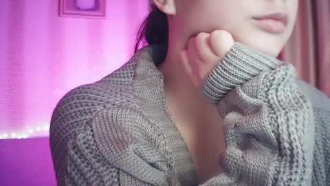 moodiemira online show from 10/14/25, 06:52