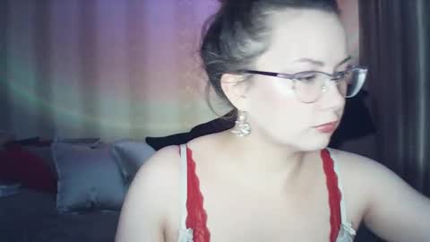 moodiemira online show from 03/21/26, 04:32