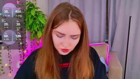 Moon  Bunny online show from 10/16/25, 03:24