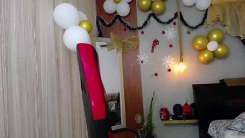 moon_and_fire_ online show from 11/16/25, 03:23