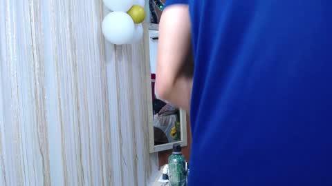 moon_and_fire_ online show from 11/23/25, 04:29