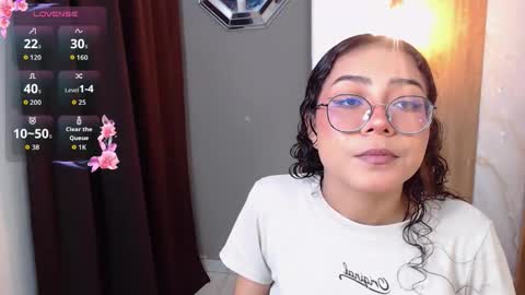 moon_and_fire_ online show from 03/04/26, 07:03