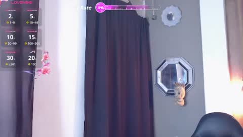 Snapshot of moon_and_fire_ chatting on 06/12/26, 03:27 moon_and_fire_ online show from 06/12/26, 03:27