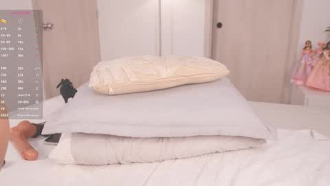 Snapshot of moon_angels chatting on 01/09/26, 11:39 Angels online show from 01/09/26, 11:39