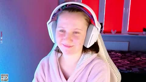 Lola online show from 09/30/25, 11:48