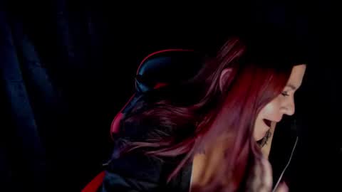 Snapshot of moon_dark520 chatting on 01/09/26, 01:08 Lilith online show from 01/09/26, 01:08