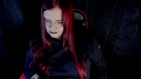 Snapshot of moon_dark520 chatting on 02/13/26, 02:40 Lilith online show from 02/13/26, 02:40