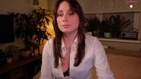 Luna  online show from 11/09/25, 07:12