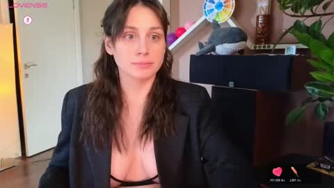 Snapshot of moon_deity chatting on 04/21/26, 02:56 Luna online show from 04/21/26, 02:56