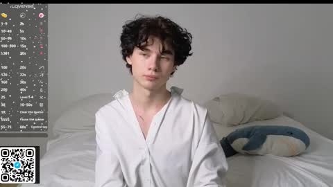 moon_gloww online show from 02/11/26, 08:19