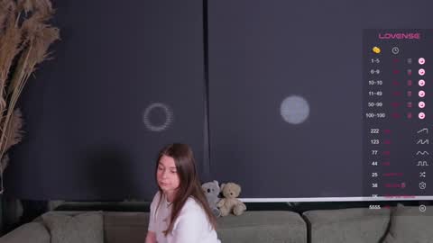 Anna Trass online show from 02/01/25, 03:41