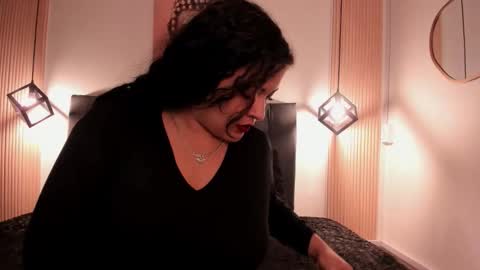 Moon  online show from 01/16/26, 02:26