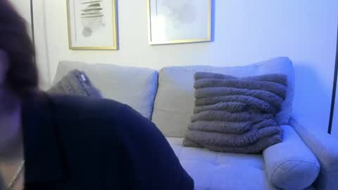 Moon  online show from 04/01/26, 03:40