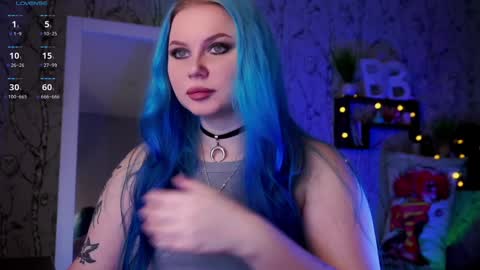 Emilia online show from 02/08/25, 01:00