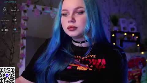 Emilia online show from 02/22/25, 09:23