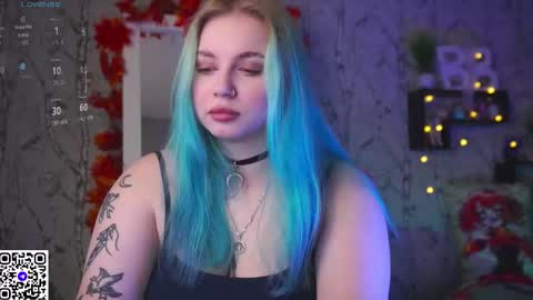 Emilia online show from 09/10/25, 10:04