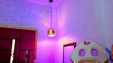 Snapshot of moon_winy chatting on 05/16/26, 11:20 Winy online show from 05/16/26, 11:20
