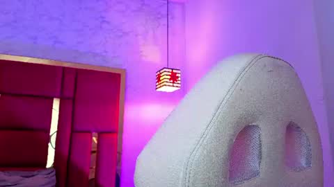 Snapshot of moon_winy chatting on 06/11/26, 11:41 Winy online show from 06/11/26, 11:41