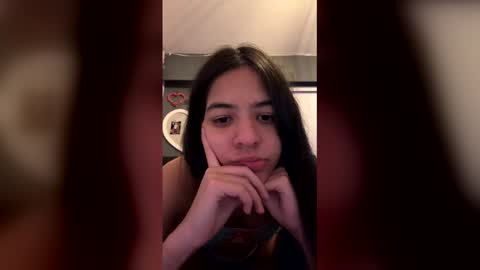 Snapshot of moonbaddie chatting on 04/20/26, 03:42 moonbaddie online show from 04/20/26, 03:42