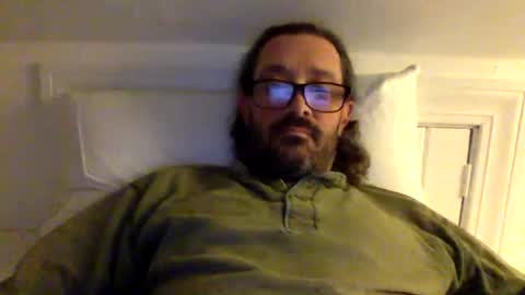 Snapshot of moonbeam164 chatting on 11/10/25, 03:27 moonbeam164 online show from 11/10/25, 03:27