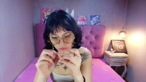 Snapshot of mooncharlotte chatting on 07/06/26, 06:54 Charlotte online show from 07/06/26, 06:54