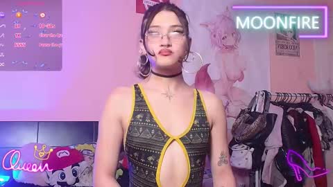 Snapshot of moonfiredance chatting on 12/21/25, 02:41 Nicky online show from 12/21/25, 02:41